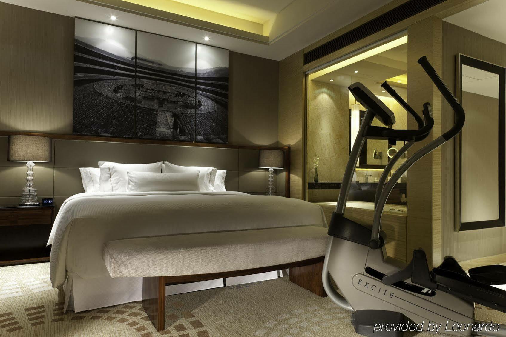 Готель The Westin Fuzhou Minjiang Екстер'єр фото